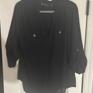 New York & Company Black Blouse Relaxed Fit with Three-Quarter Sleeves
